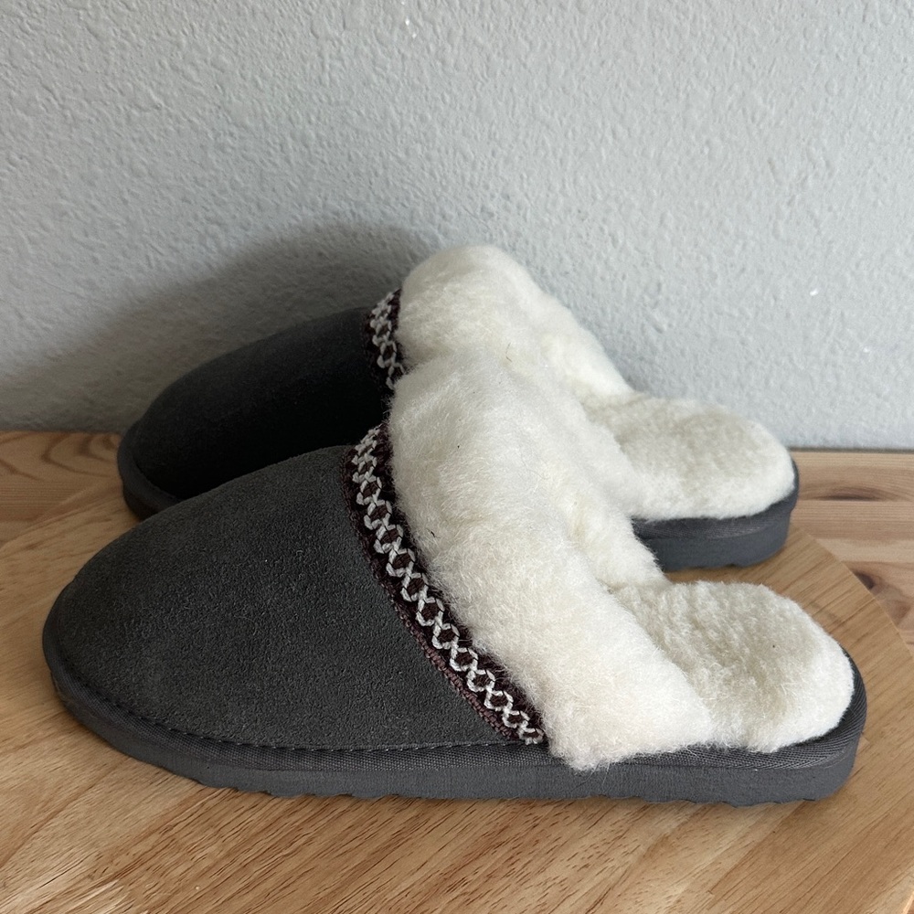 WOMEN'S DAWN SUEDE SCUFF